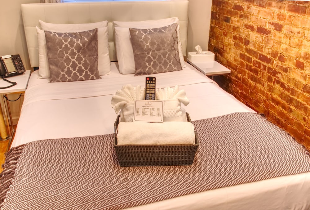 Chelsea Inn - photo 19