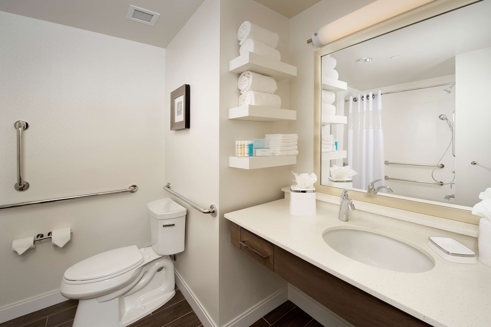 Hampton Inn & Suites Baltimore North Timonium - photo 16