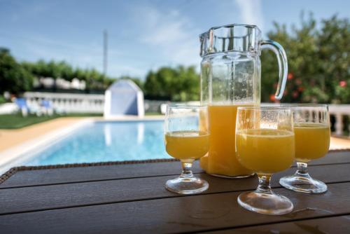 Villa Sao Miguel Armacao de Pera — 4-Star Luxury Hotel in Armacao De Pera, Portugal