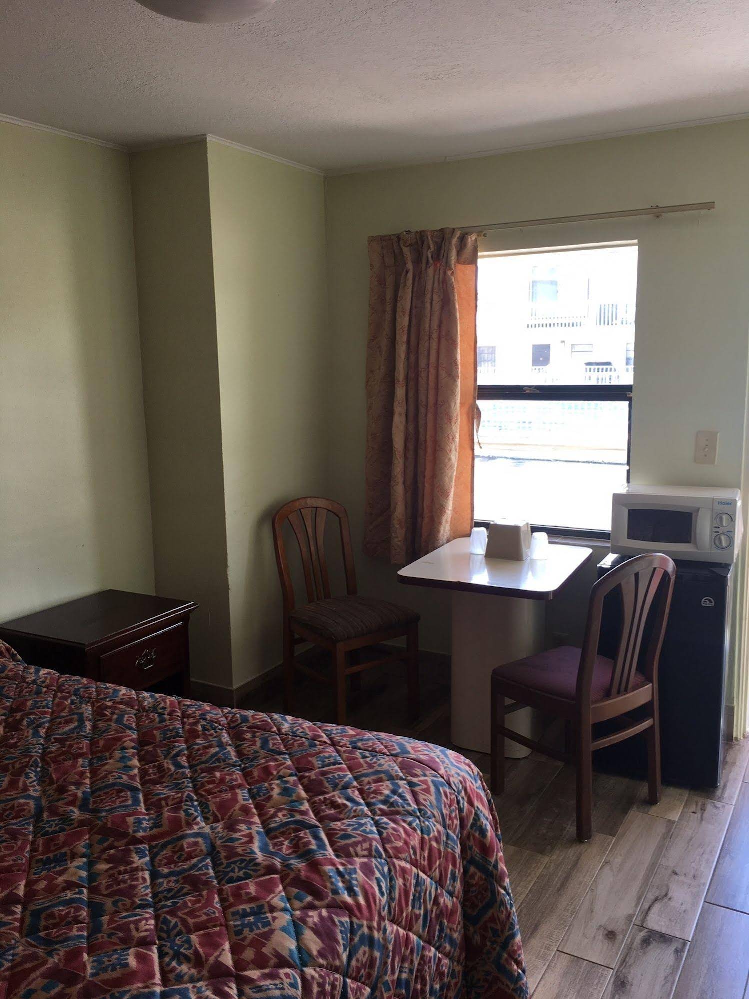Golf View Motel - photo 9