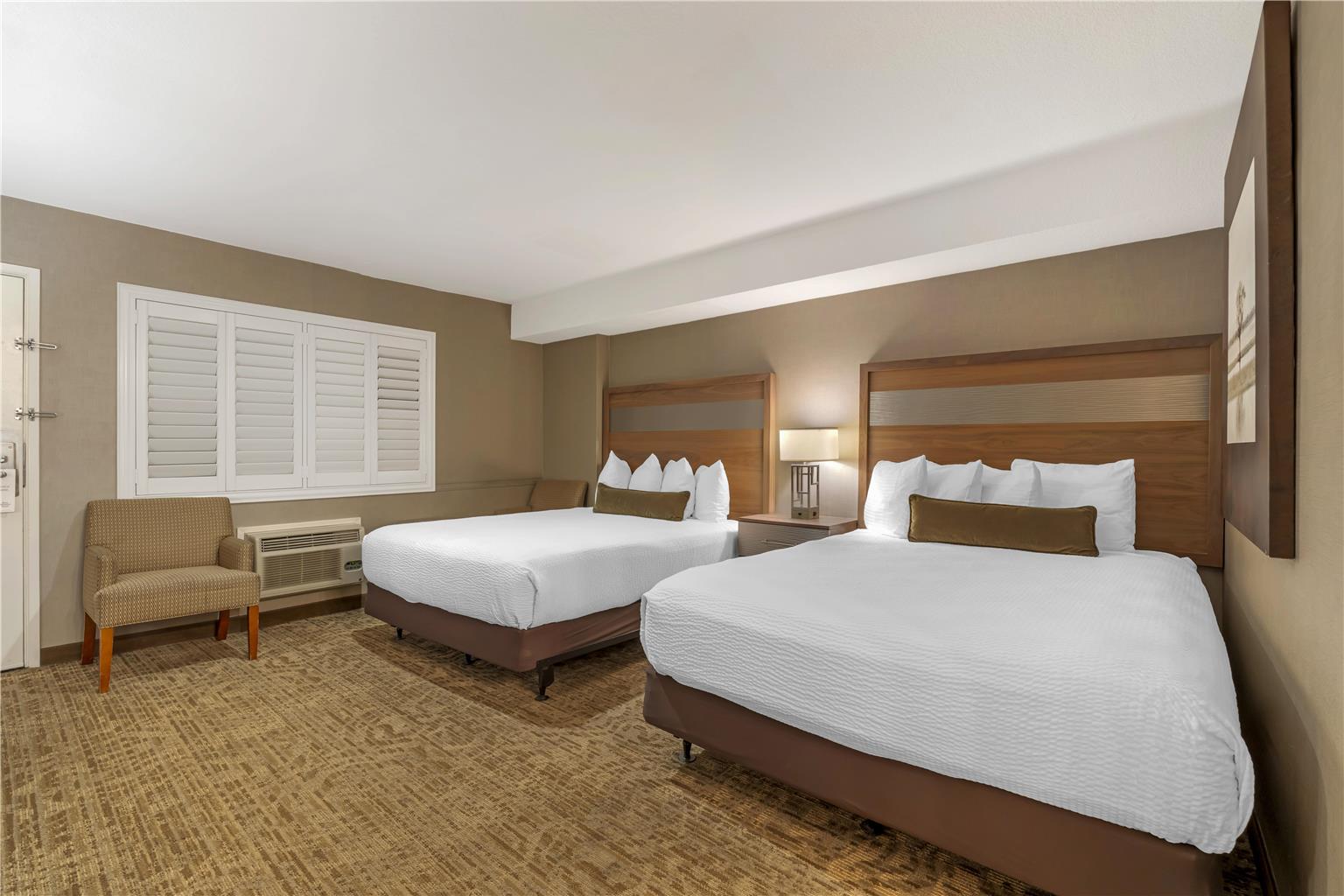 Best Western Plus Anaheim Inn - photo 17