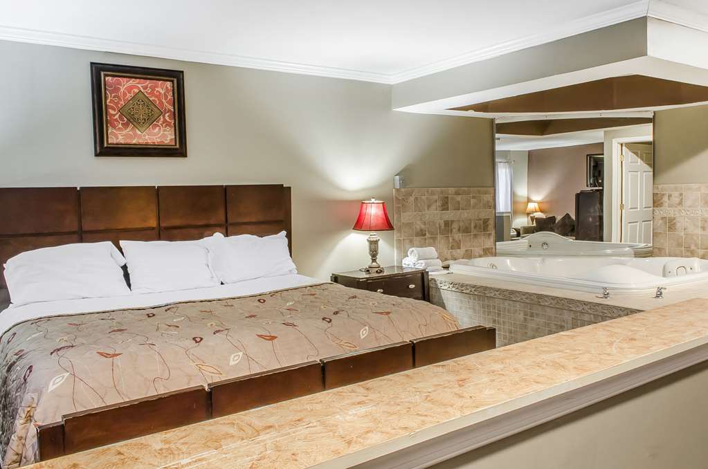 Rodeway Inn Allentown South - photo 21