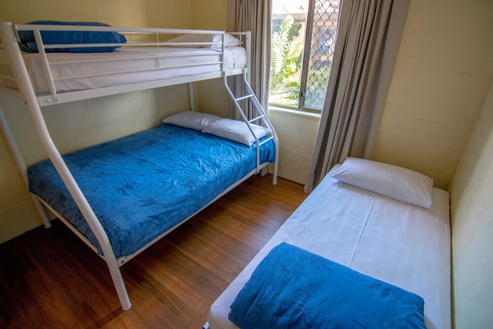 Resort Loft & Spa Villa #8 — Mandurah — photo 4