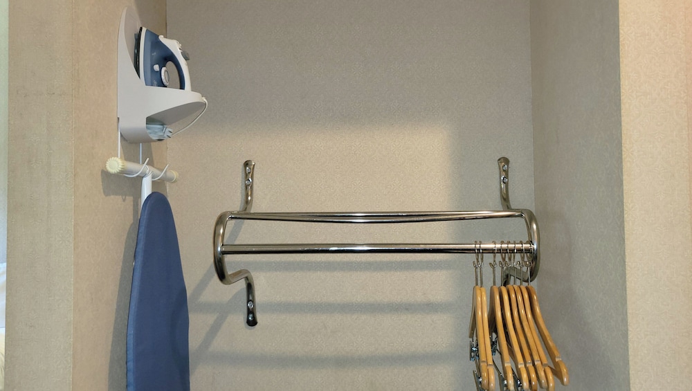 Magnuson Hotel West Liberty - photo 14