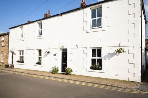 The Bakehouse — 4-Star Luxury Hotel in Seahouses, United Kingdom