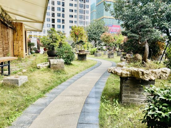 Aston Apartment Hotel - last minute hotel in Changde
