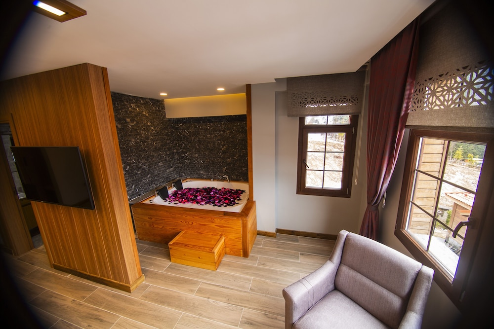 Kervansaray Deluxe Hotel — Camlihemsin — photo 3