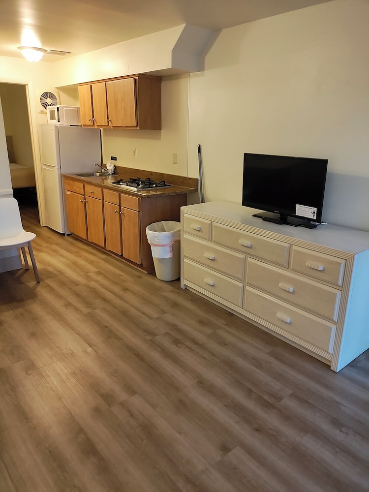Condor Motel - photo 36