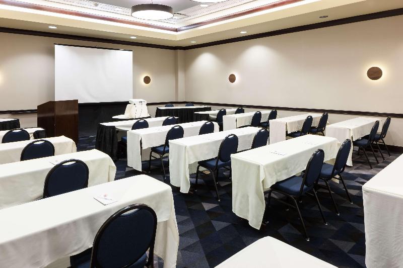 Embassy Suites by Hilton Tampa Brandon - photo 106