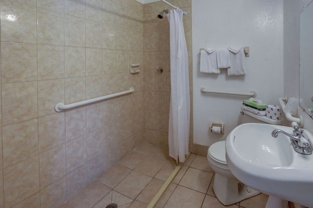 Green Seas Motel - photo 79
