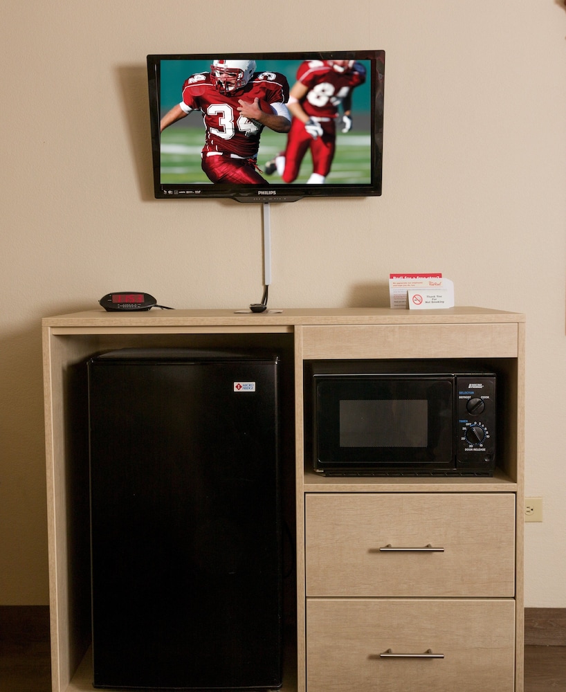 Red Roof Inn & Suites Pigeon Forge Parkway - photo 34
