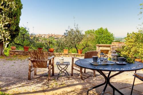 Charming House in Monte San Savino Private Pool — 4-Star Luxury Hotel in Monte San Savino, Italy