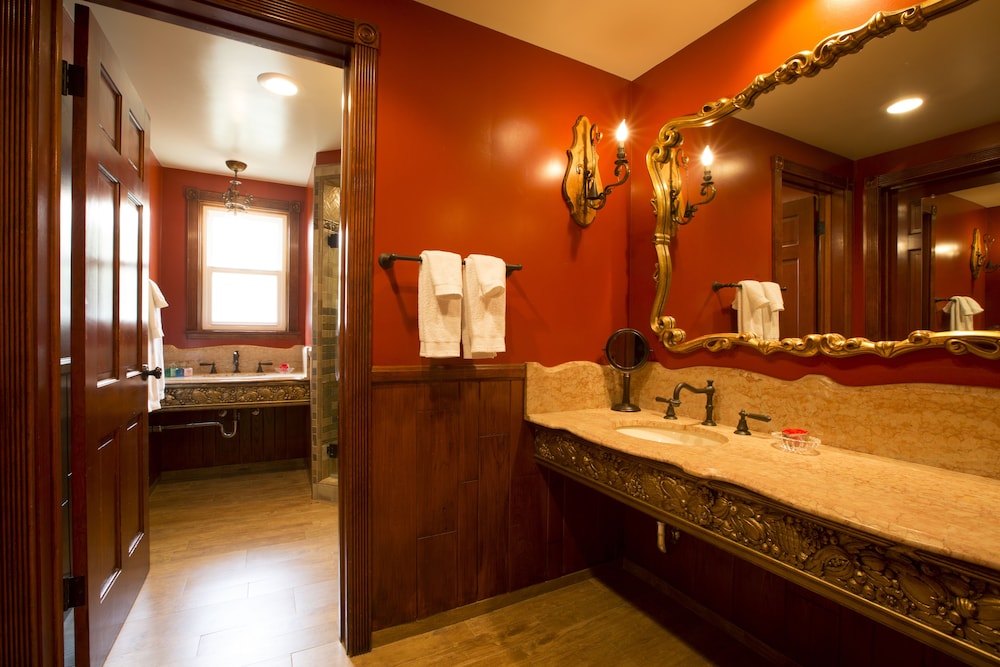 Madonna Inn - photo 247