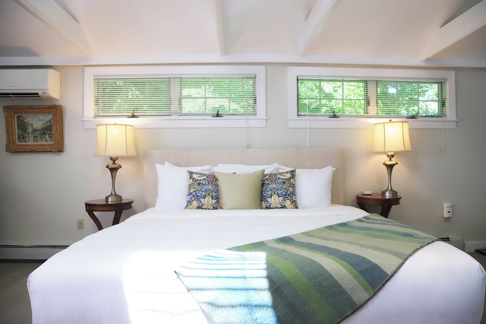 Hartstone Inn in Camden, United States