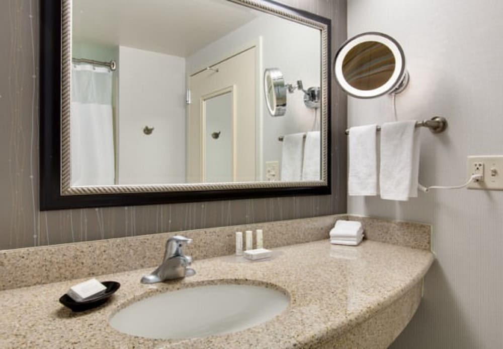Courtyard by Marriott Philadelphia Great Valley Malvern - photo 23