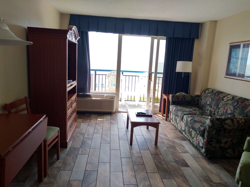 Boardwalk Resort by Hosteeva - photo 70