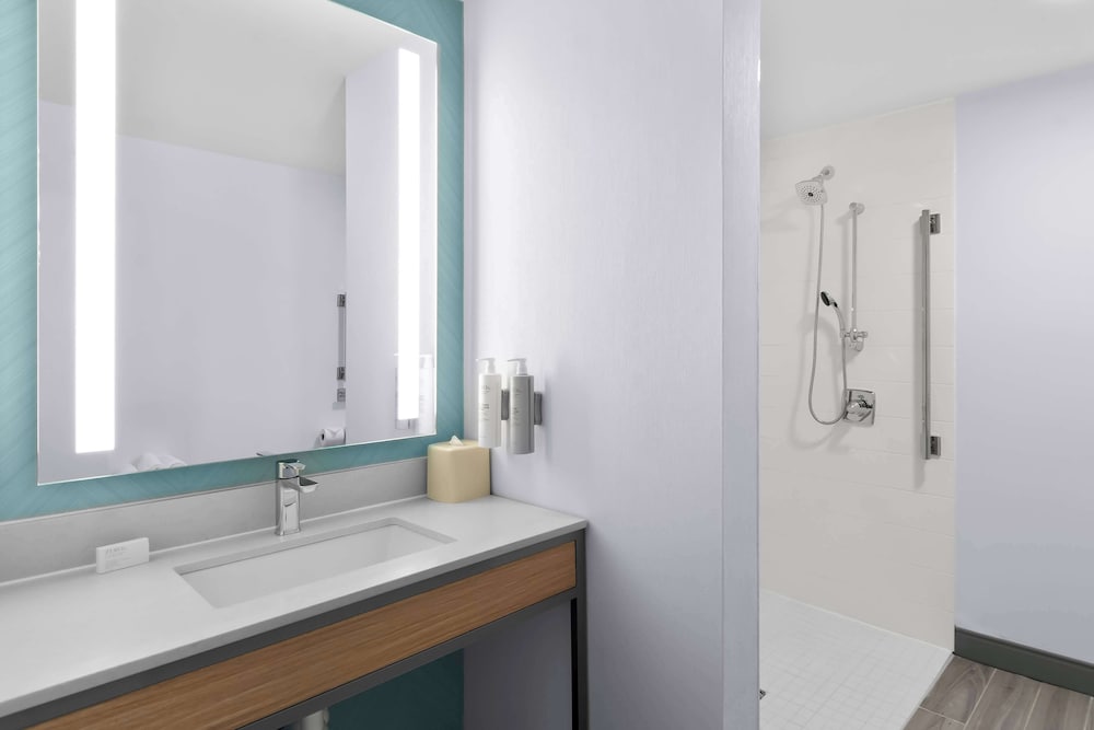 Hilton Garden Inn Lexington Georgetown - photo 32