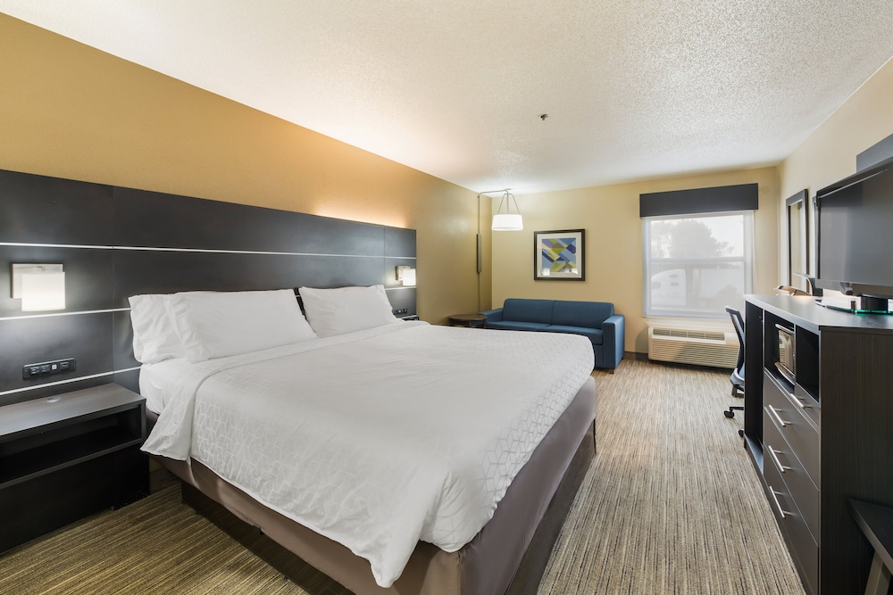 Holiday Inn Express London by IHG - photo 15