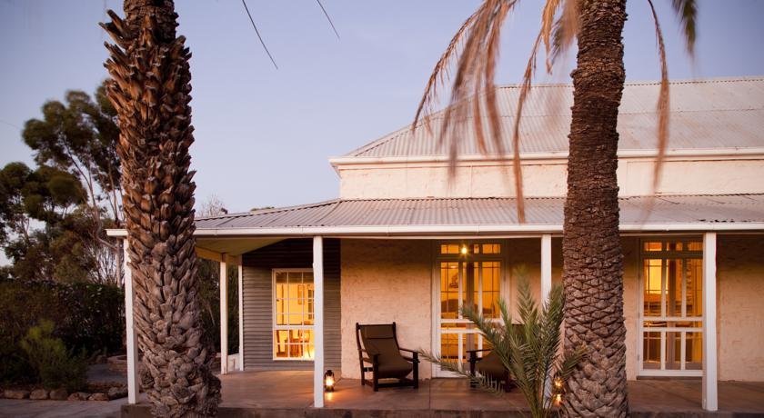 Arkaba Station - carbon neutral hotel in Hawker