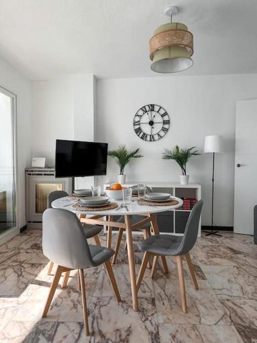 A tico Centro Granada in Granada, Spain