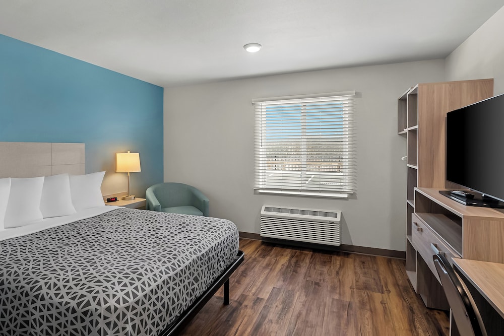 Woodspring Suites Newington Hartford South - photo 12