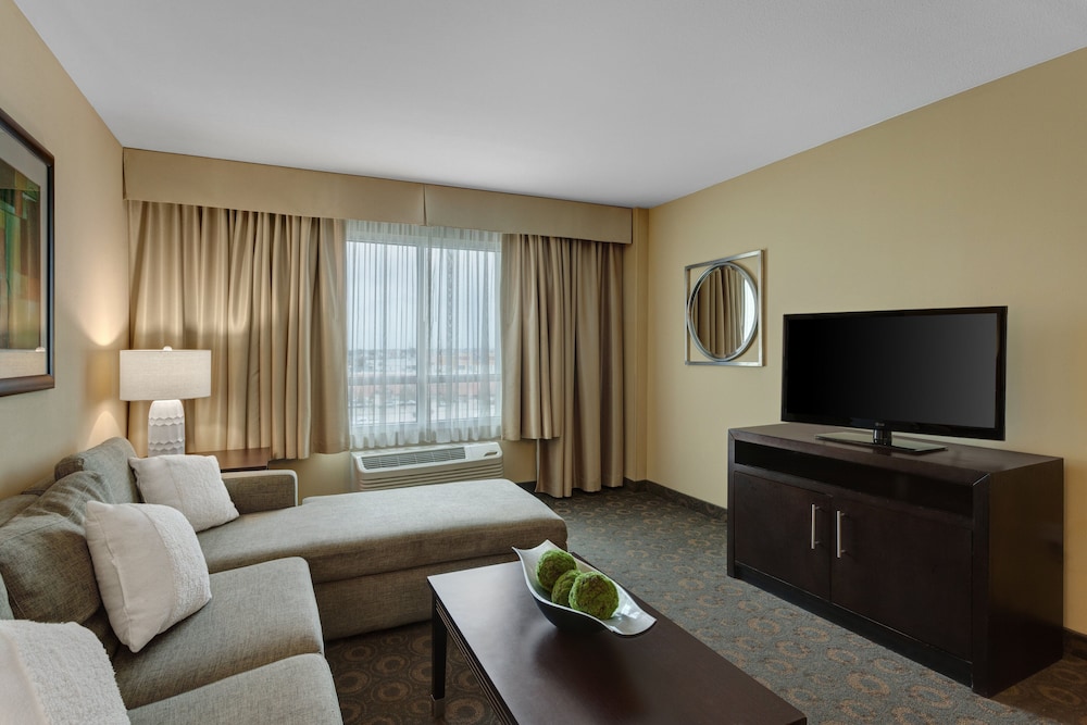 Crowne Plaza Houston Galleria Area by IHG - photo 32