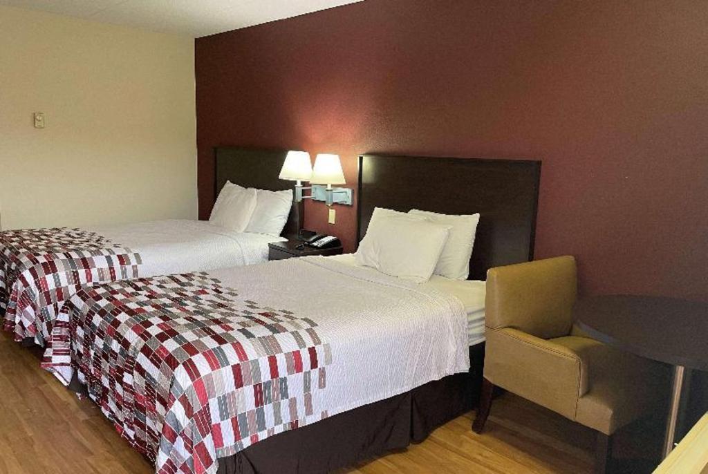 Baymont by Wyndham Holland Toledo - photo 8