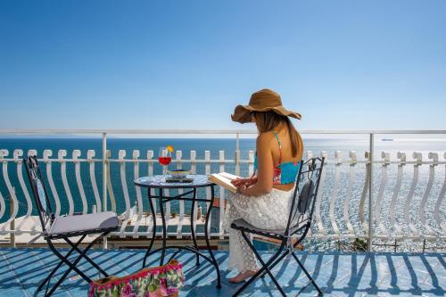 Villa Teresea Just Steps From the Beach — 4-Star Luxury Hotel in Praiano, Italy