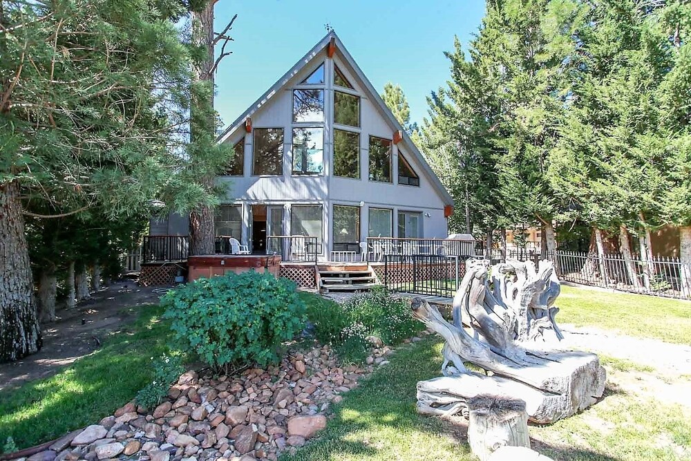 Hudson Bay Lakefront 1227 by RedAwning - photo 24