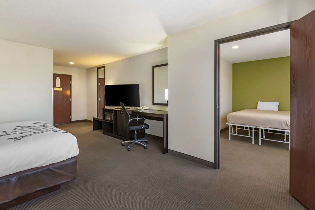 Sleep Inn & Suites Pleasant Hill Des Moines - photo 12