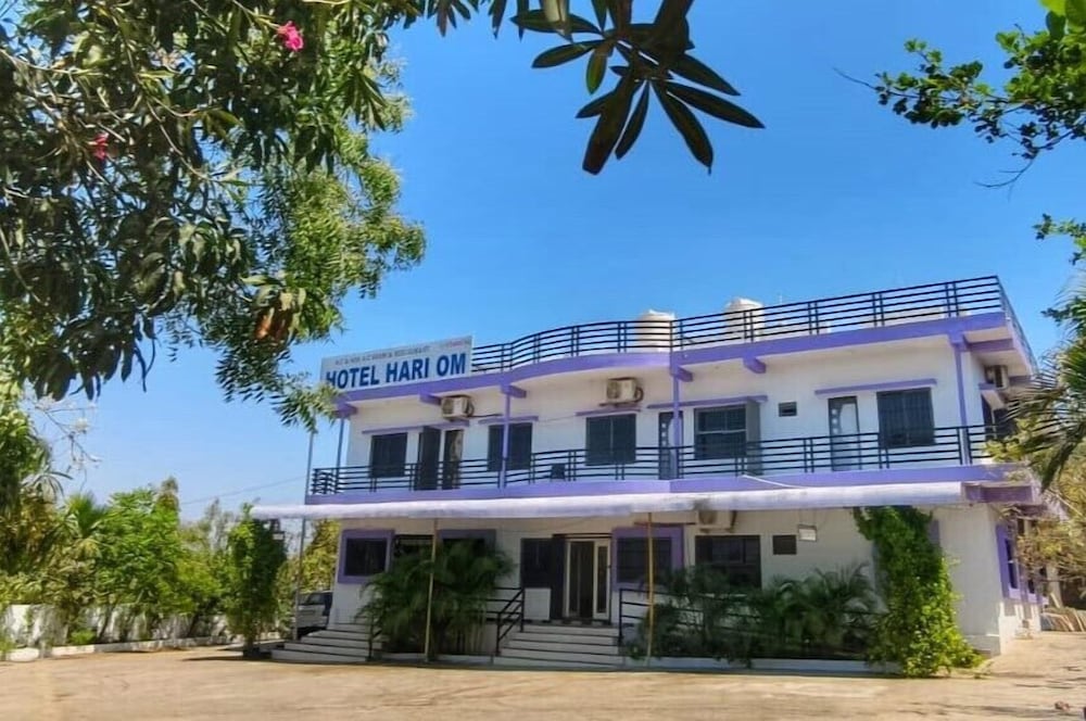 Hotel Hari Om in Diu, India