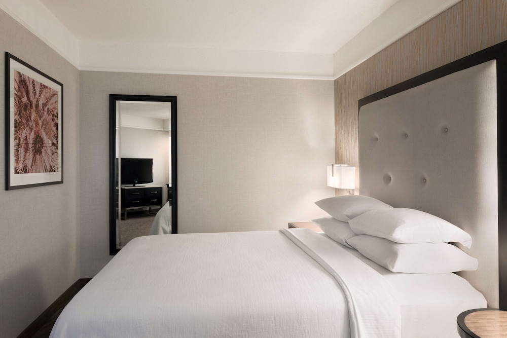 Embassy Suites by Hilton Irvine Orange County Airport - photo 27