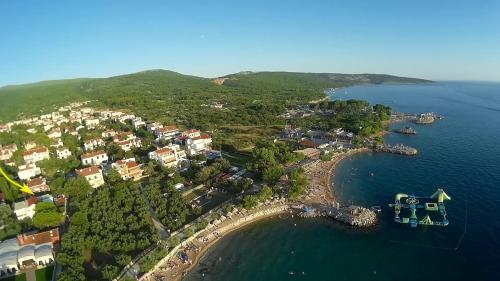 Apartmani Lesjak — 4-Star Luxury Hotel in Punat, Croatia