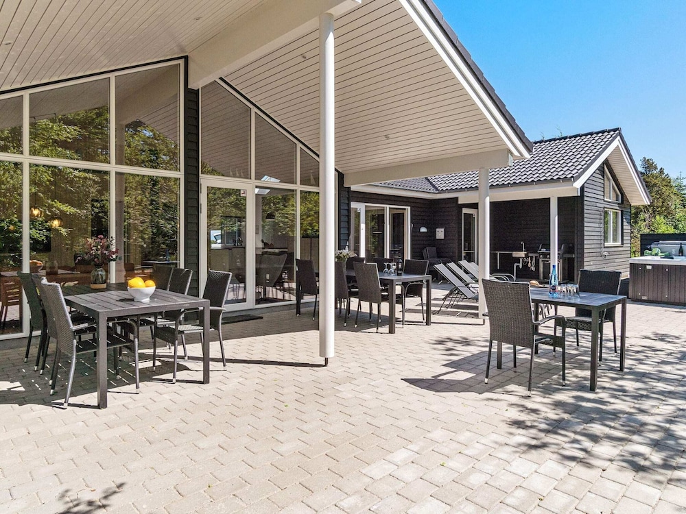 18 person holiday home in Fjerritslev — 4-Star Luxury Hotel in Fjerritslev, Denmark