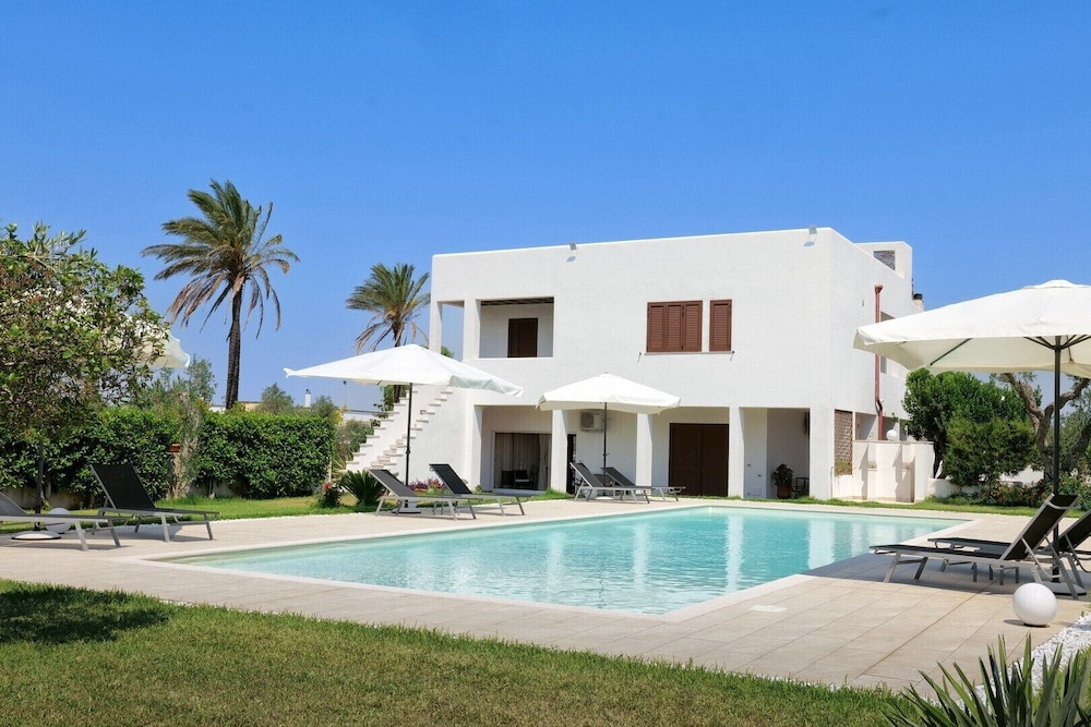 Tenuta Ricco — hotel in Cursi