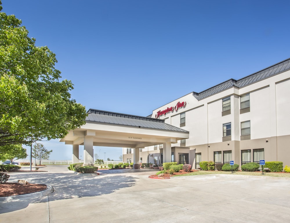 Hampton Inn Shawnee - photo 32