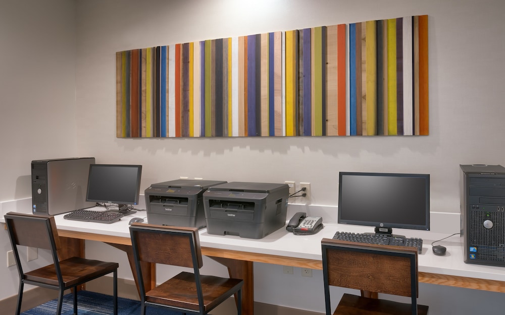 Holiday Inn Express & Suites Orem North Provo by IHG - photo 25
