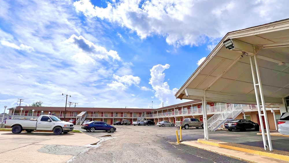 Thunderbird Motel Hillsboro - photo 26