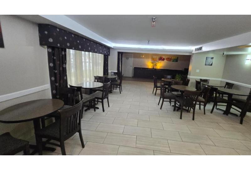 Lone Star Inn & Suites by OYO Harlingen TX - photo 13