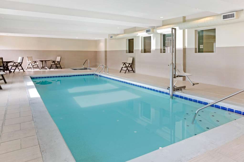 La Quinta Inn & Suites by Wyndham Lancaster - photo 6