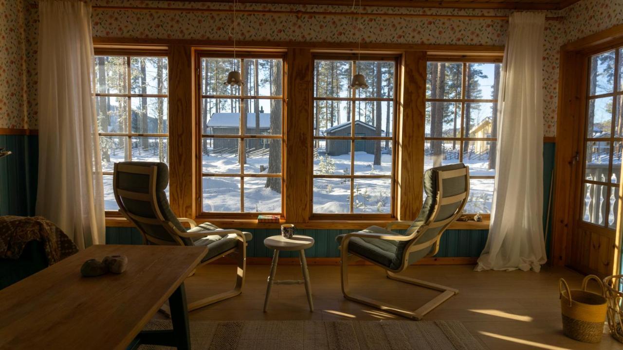 Sunshine Stuga Mörtsjön — Unknown City — photo 4