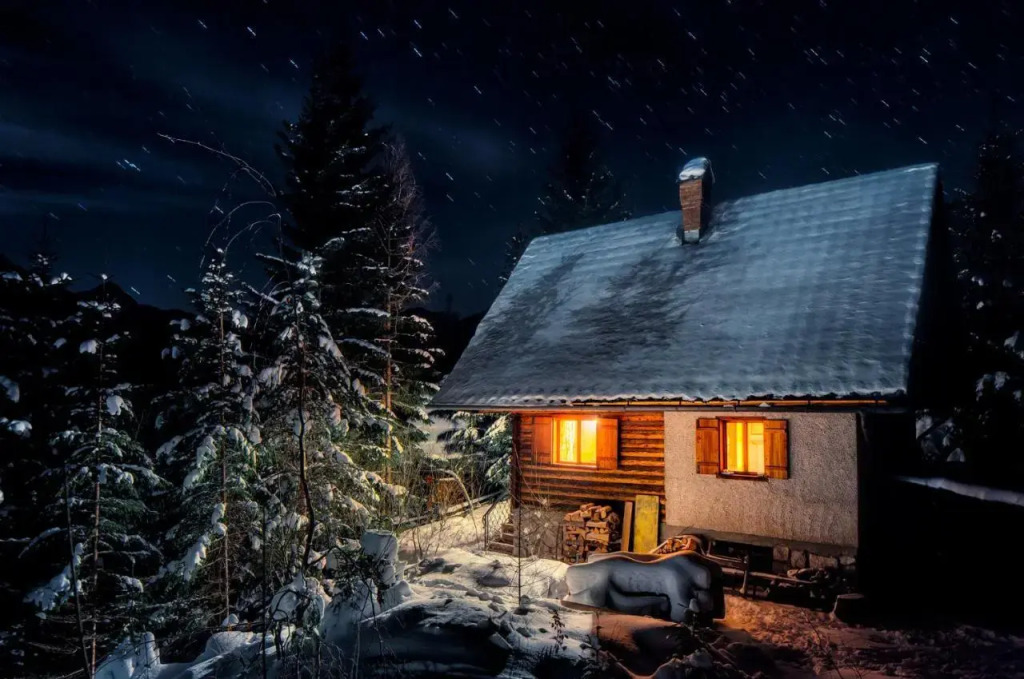 Chalet Romantic — 4-Star Luxury Hotel in Zgornje Jezersko, Slovenia