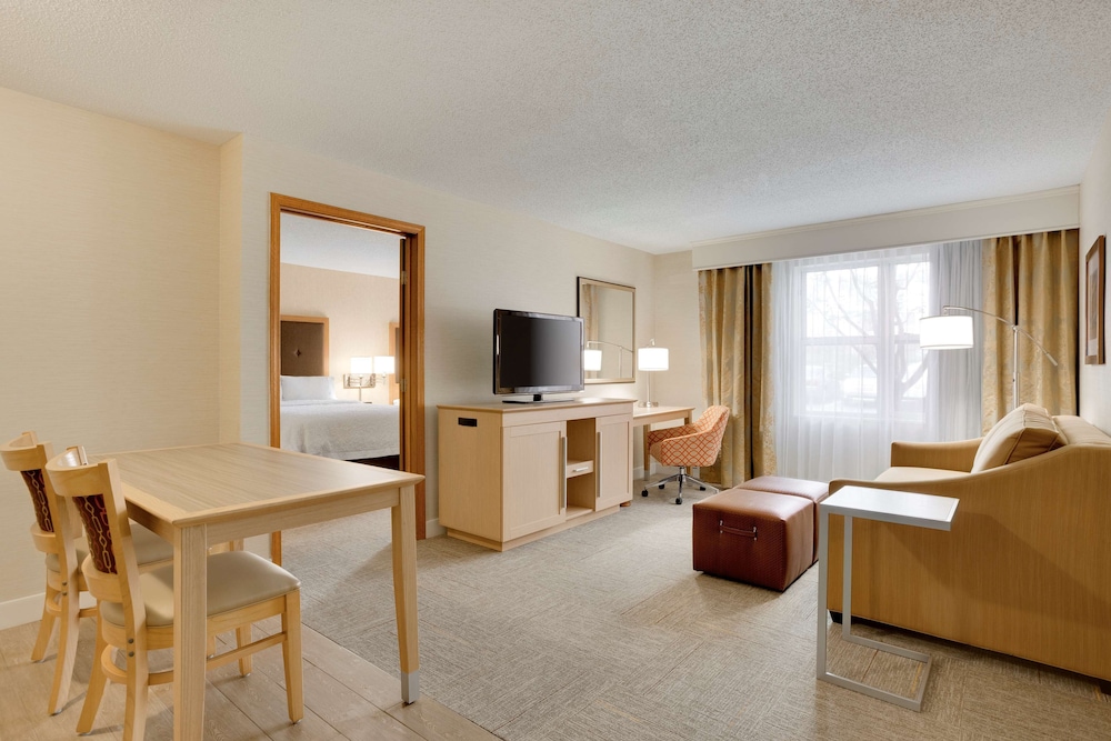 Hampton Inn & Suites Cleveland Independence - photo 17