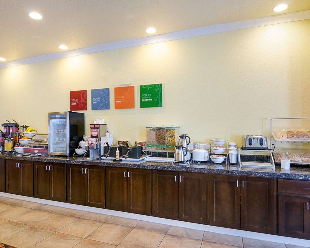 Comfort Inn & Suites Orange Montpelier - photo 31