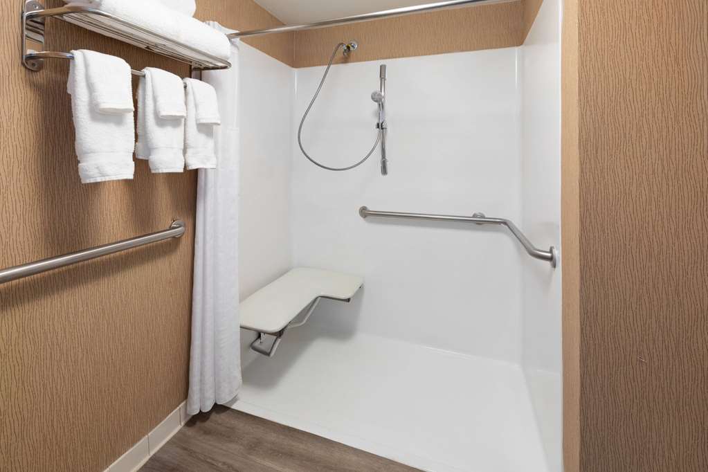 Wyndham Garden Norfolk Downtown - photo 20