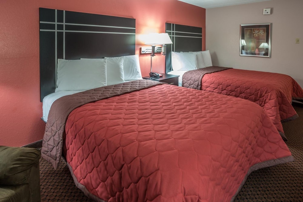 Prime Rate Inn - photo 21