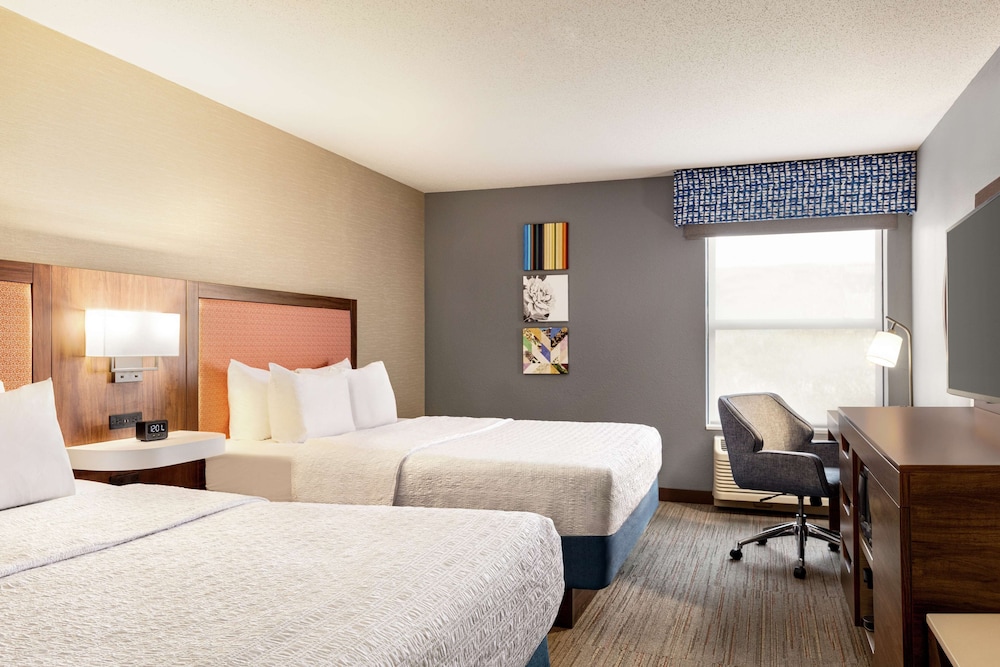 Hampton Inn & Suites Valparaiso - photo 9