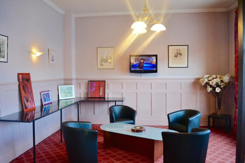 Grand Hotel De La Gare — Evreux