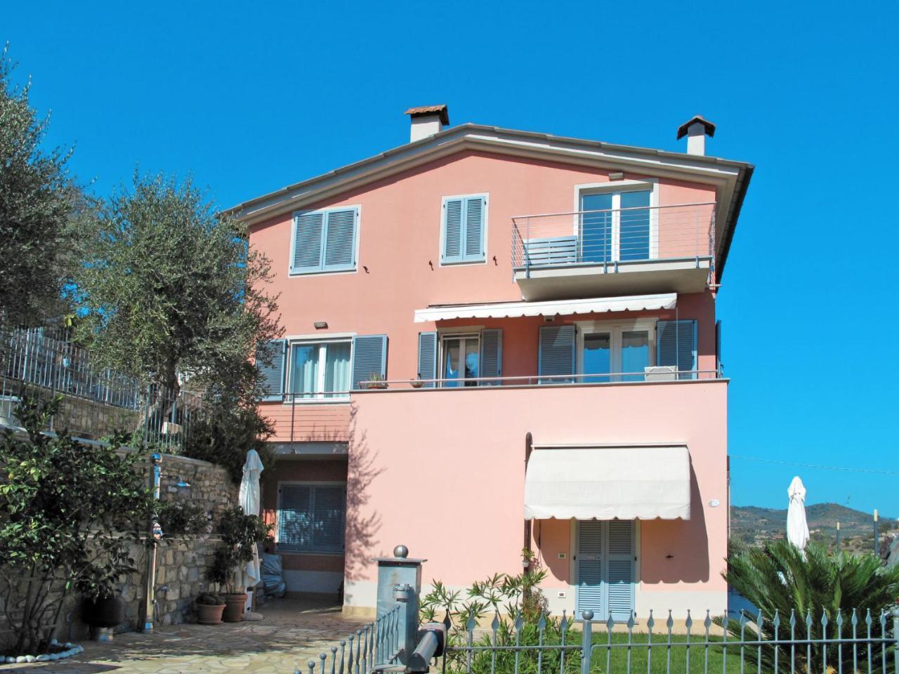 Apartment Ulivi Sul Mare by Interhome — 4-Star Luxury Hotel in Imperia, Italy