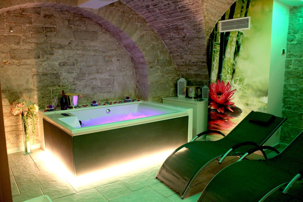 Rubis Relais & SPA — 4-Star Luxury Hotel in Ruvo Di Puglia, Italy